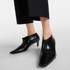 Toteme Wide Shaft Boots Black Leather Square Toe Kitten Heel Ankle Sz 37 / 7